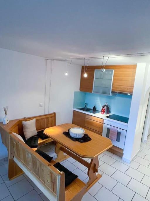 Private Apartment With Parking Spot In The Center Flims Dış mekan fotoğraf